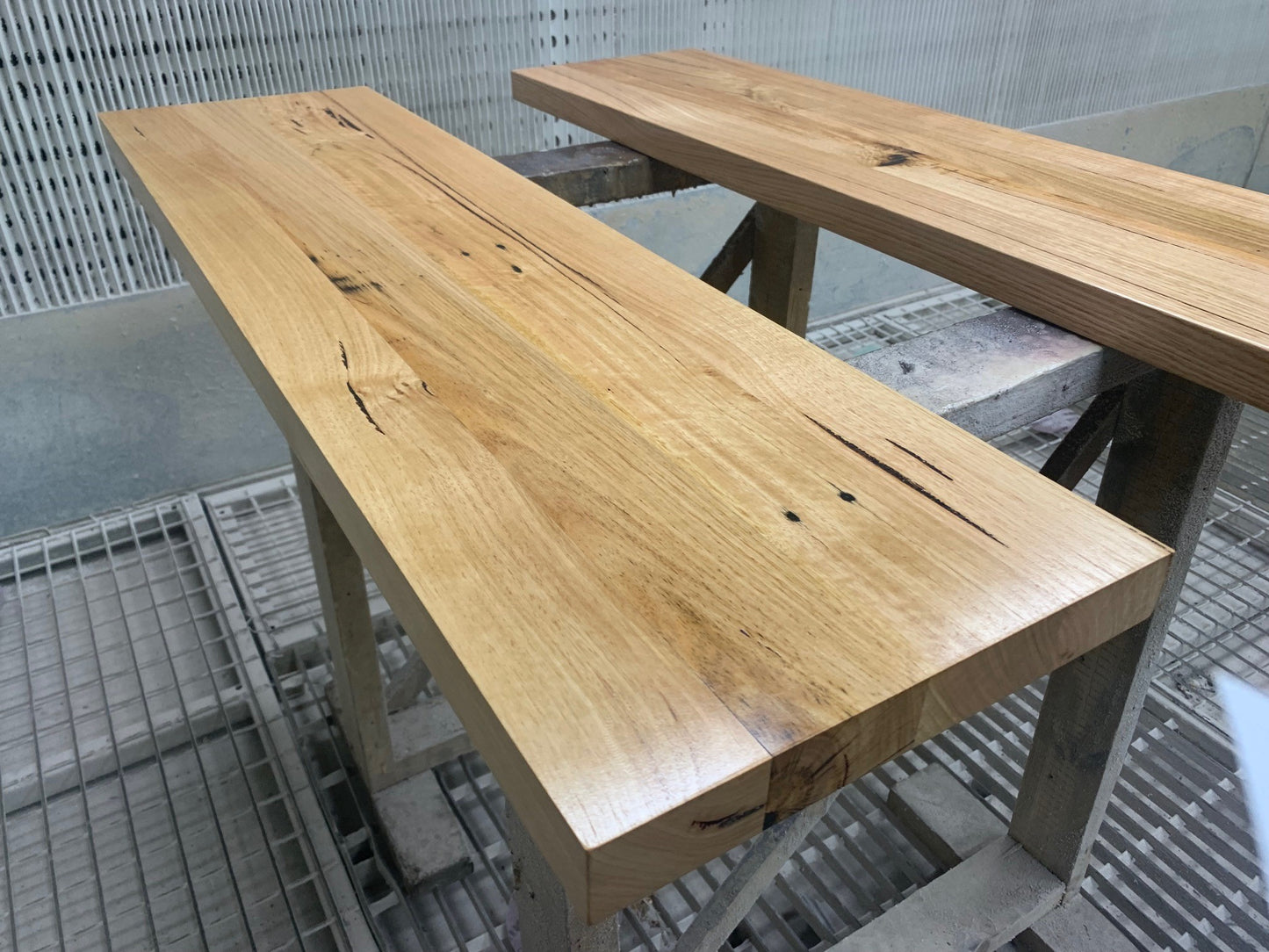 Timber Shelves Messmate